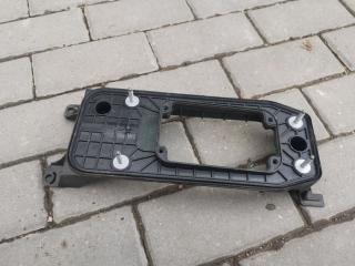 кронштейн (крепление) Volkswagen Golf R VII рестайлинг (2017-2020) 5G1 2019, 2.0 л., бензин, робот, хетчбэк 5 дв., полный привод, правый руль, 5Q0713061
