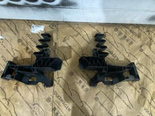 крепление фары левой Audi A6 C8 2022, 4K0805607