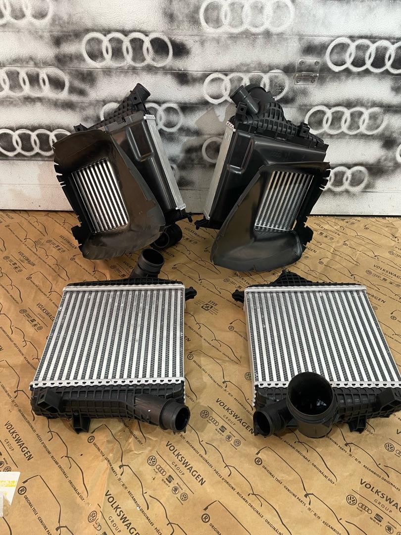 интеркулер Audi Q8 4M 2021, 3.0 л., бензин, 4M8145333, 4M8145334, 4M0145804, 4M0145804BR, 4M8145333A, 4M8145334A - фото №1