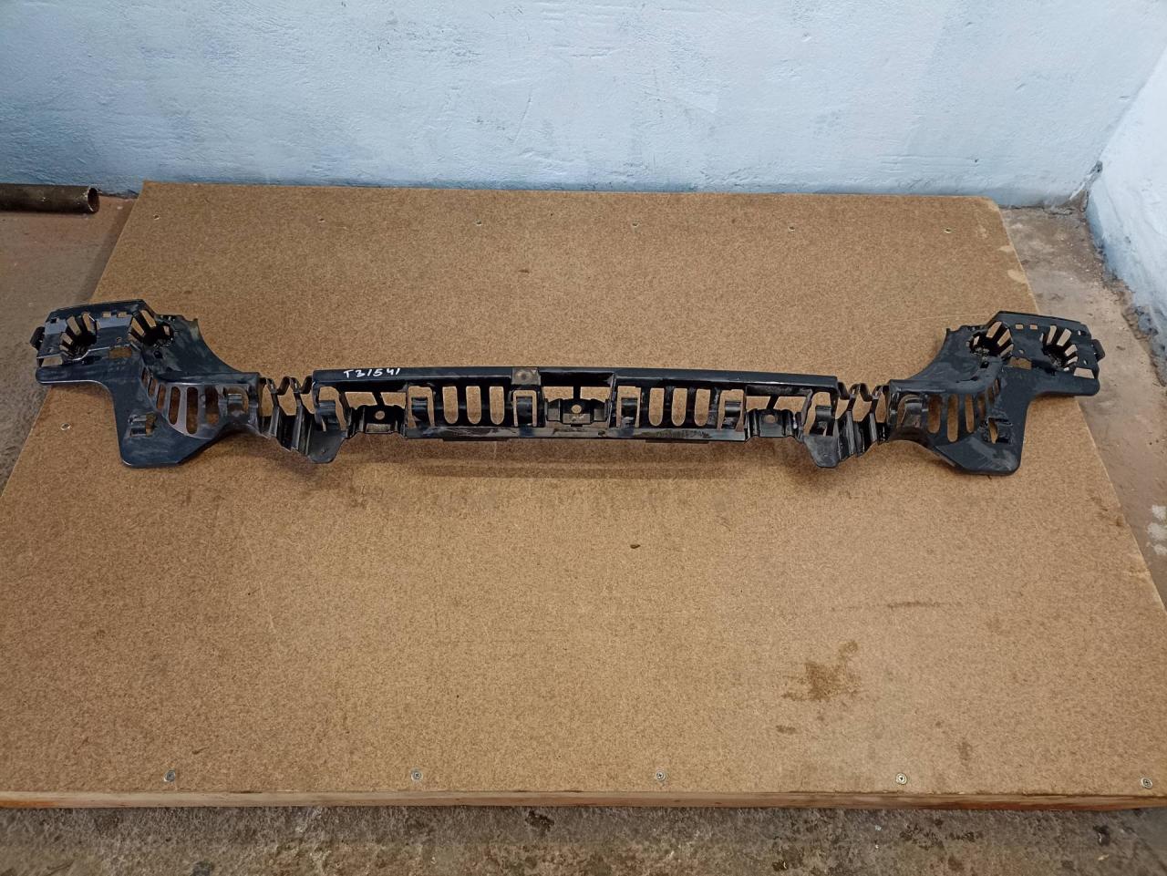 крепление бампера BMW 3 серия F30/F31/F34 F30 2012, 2.0 л., N47 D20 C, дизель, АКПП, седан, задний привод, правый руль, 51127256923 - фото №1