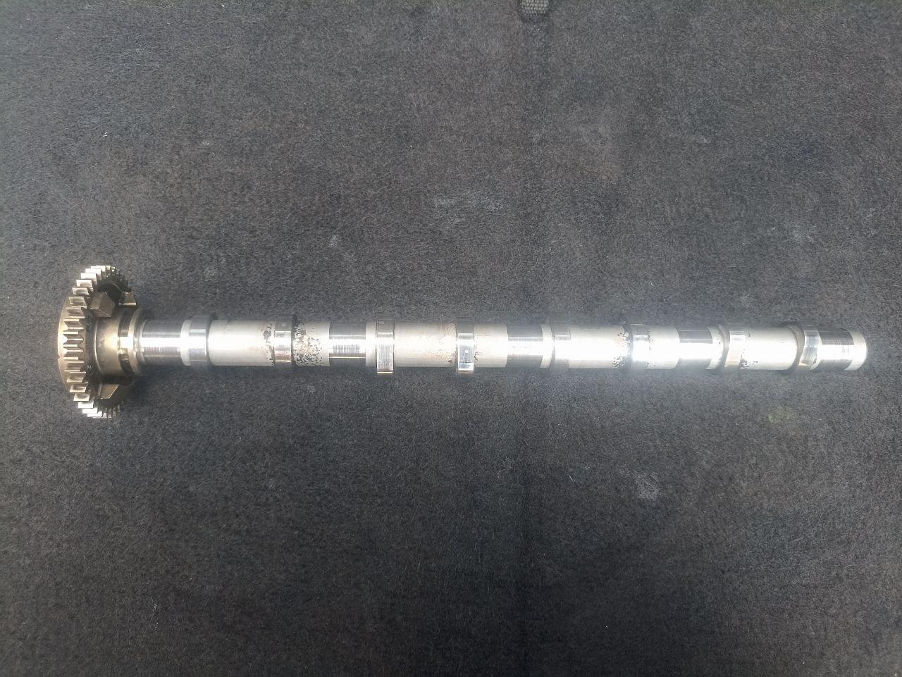 распредвал BMW 3 серия F30/F31/F34 F30 2012, 2.0 л., N47 D20 C, дизель, АКПП, седан, задний привод, правый руль, 8506076, 11318506076, 11318575437, 8575437 - фото №1