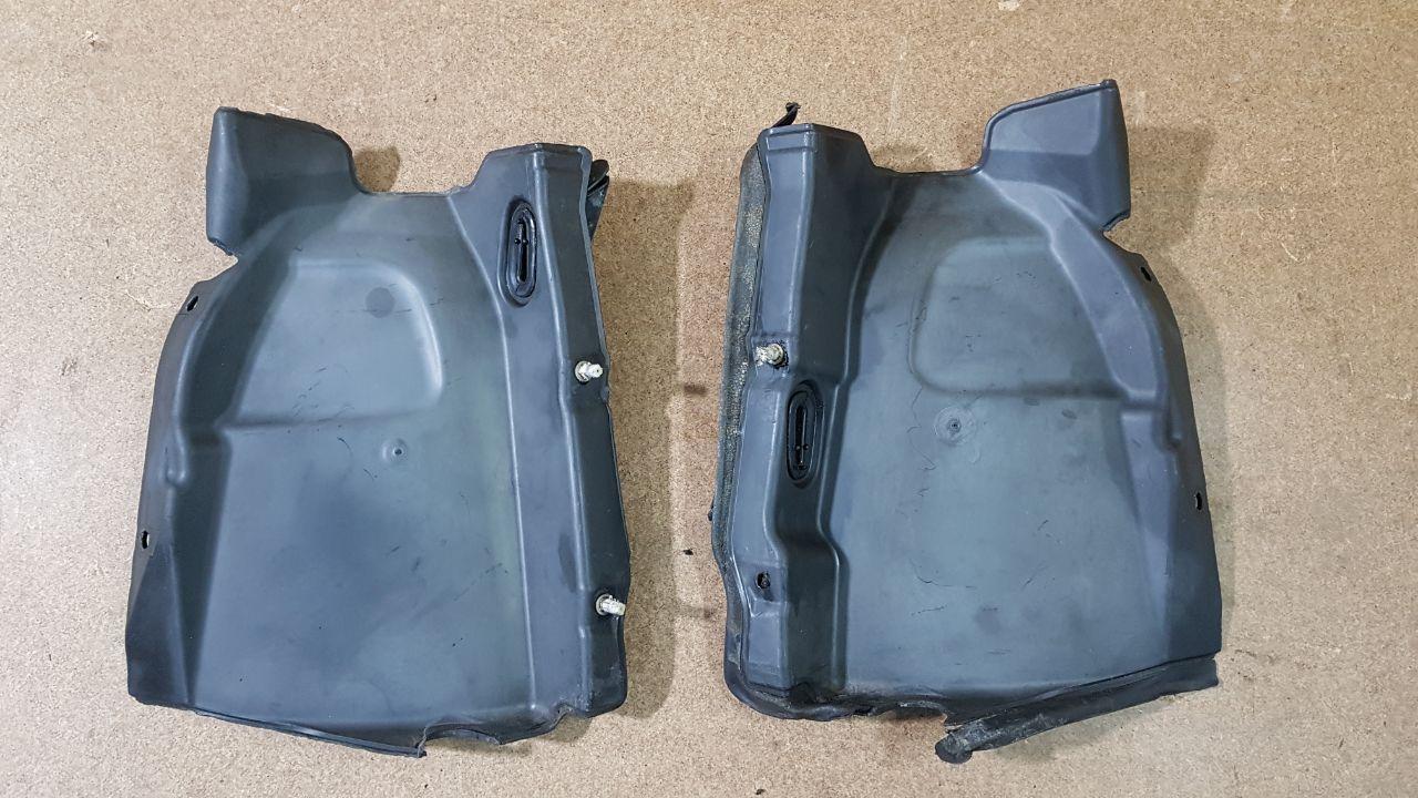 накладка колесной арки передний правый BMW X5 E70 2007, 3.0 л., D, M57 D30 (306D3), дизель, АКПП, черный, внедорожник 5 дв., полный привод, правый руль, 7161746, 51747161746, 51717325402, 7325402 - фото №1