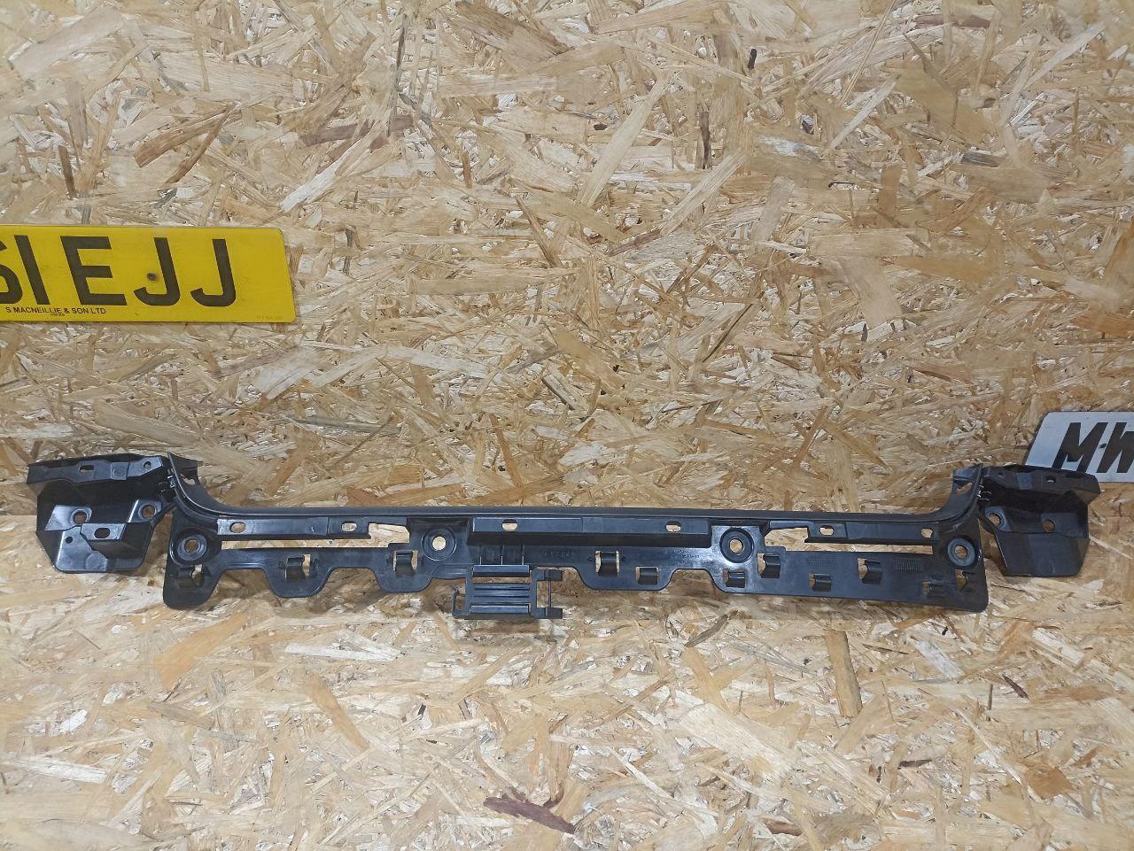 Крепление бампера заднего BMW 3 серия E90/E91/E92/E93 E93 2007, 3.0 л., M57 306 D3, дизель, АКПП, кабриолет, задний привод, правый руль, 7161457, 51127161457 - фото №1