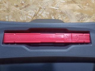 знак аварийной остановки BMW X2 F39 2018, 2.0 л., дизель, АКПП, misano-blau metallic, внедорожник 5 дв., полный привод, правый руль, 6770487, 71606770487, 71606770096, 6770096, 71606768272, 6768272