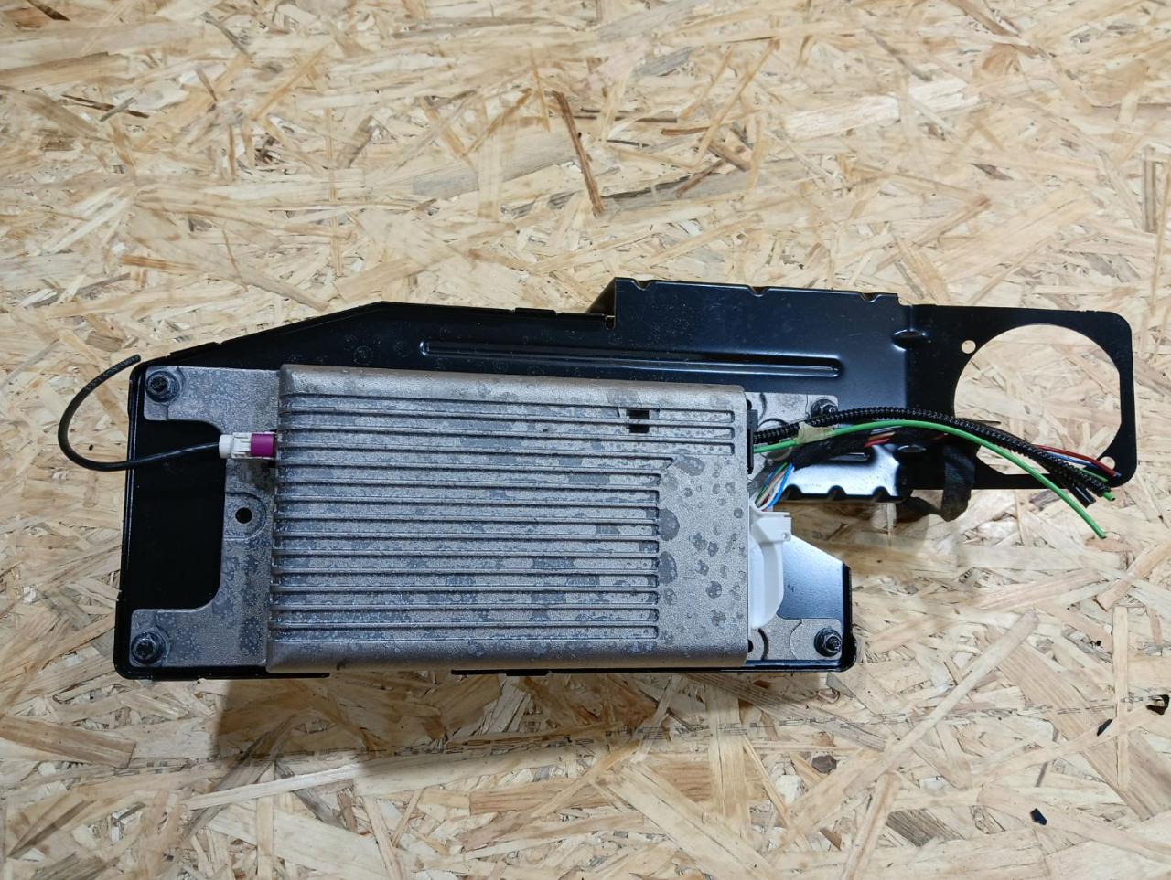 блок Bluetooth BMW X5 E70 2008, 3.0 л., дизель, АКПП, серый, внедорожник 5 дв., полный привод, правый руль, 9181378, 84109181378, 84109226711, 9226711, 84109224673, 9224673, 84109221029, 9221029, 84109215184, 9215184, 84109204545, 9204545, 84109200821, 9200821, 84109195246, 9195246, 84109178862, 9178862, 84109162982, 9162982, 84109147516, 9147516, 84109163348, 9163348, 84109149656, 9149656, 84109132539, 9132539, 84109128722, 9128722 - фото №1