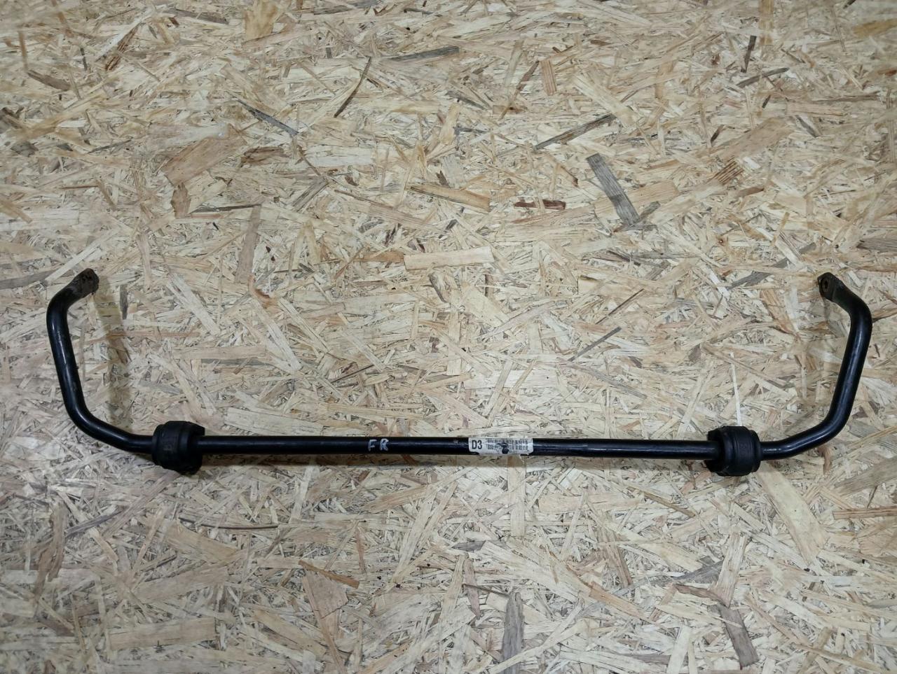стабилизатор подвески передний BMW 3 серия F30/F31/F34 F30 2014, 2.0 л., дизель, АКПП, черный, седан, полный привод, правый руль, 31356792130, 6792130 - фото №1