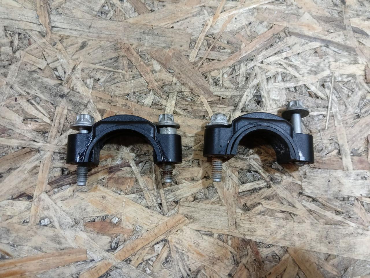 кронштейн (крепление) BMW 3 серия F30/F31/F34 F30 2014, 2.0 л., дизель, АКПП, черный, седан, полный привод, правый руль, 8519494, 11128519494, 11127801696, 7801696 - фото №1
