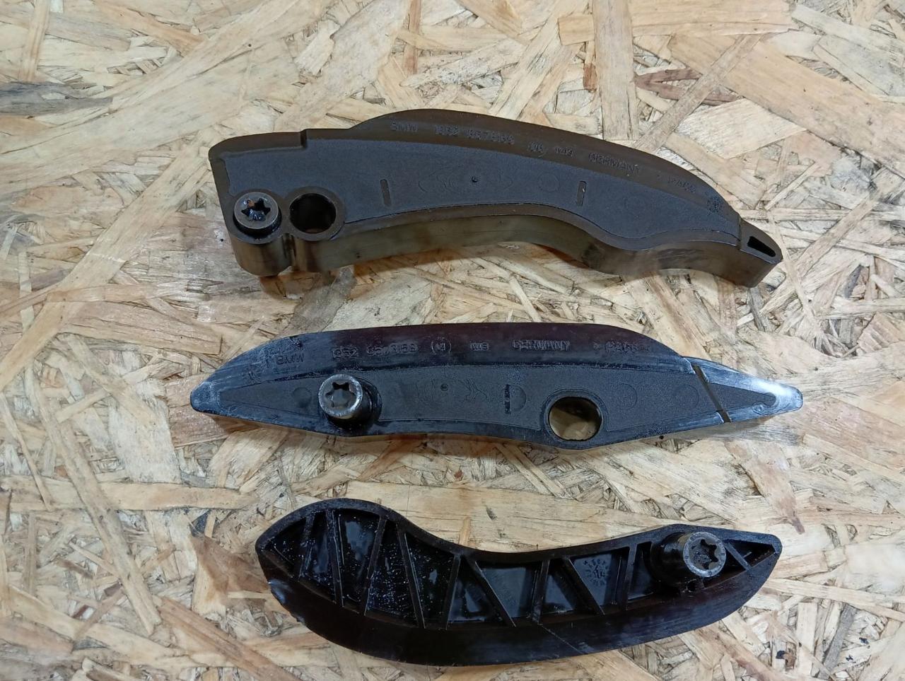 Натяжитель ремня агрегатов BMW 3 серия F30/F31/F34 F30 2014, 2.0 л., дизель, АКПП, черный, седан, полный привод, правый руль, 7797898, 8573158, 8573159 - фото №1