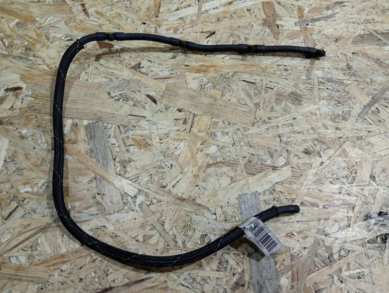 трубка обратки форсунок BMW 5 серия F07/F10/F11 F10 2012, 2.0 л., N47 D20 C, дизель, АКПП, седан, задний привод, правый руль, 7823408, 13537823408, 782340803 - фото №1
