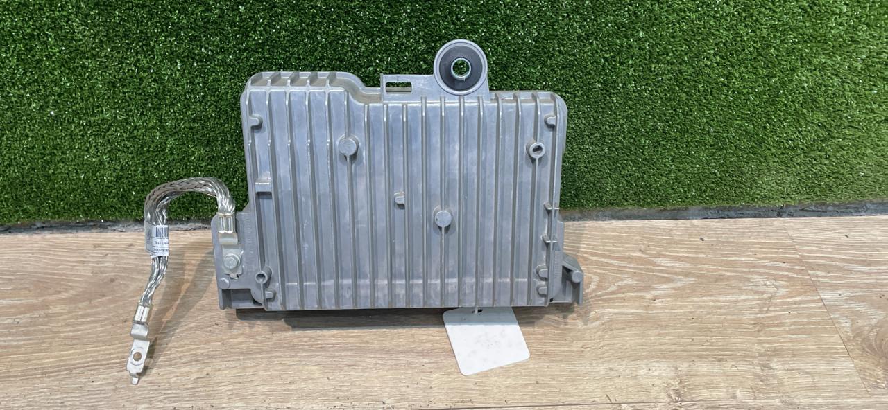 Блок управления BCM (Body Control Module) Tesla Model Y 1 поколение 2021, цвет pmng, полный привод, 149732700 - фото №1