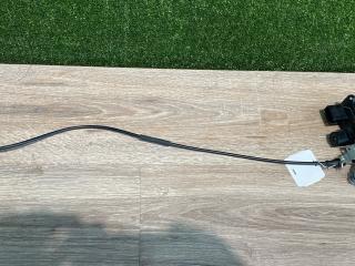 замок двери передней левой Tesla Model S 1 поколение [рестайлинг] 2018, электро, серый pmng, лифтбэк, полный привод, 600891300, 600891300C