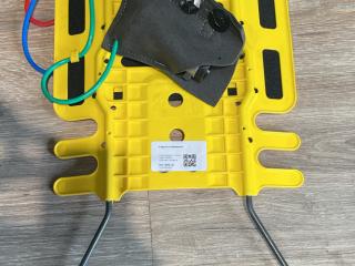 сиденье переднее Tesla Model Y 1 поколение 2021, цвет pmng, полный привод, 110401800, 111849400