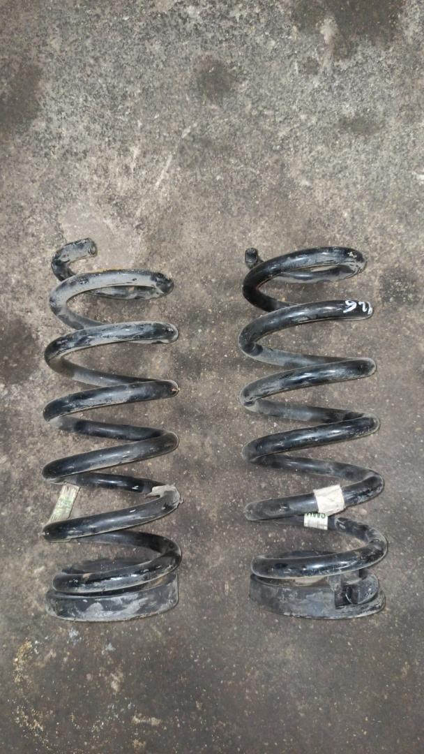 пружина задняя Ford Edge 2 поколение CD539 2016, 2.0 л., бензин, АКПП, внедорожник 5 дв. - фото №1