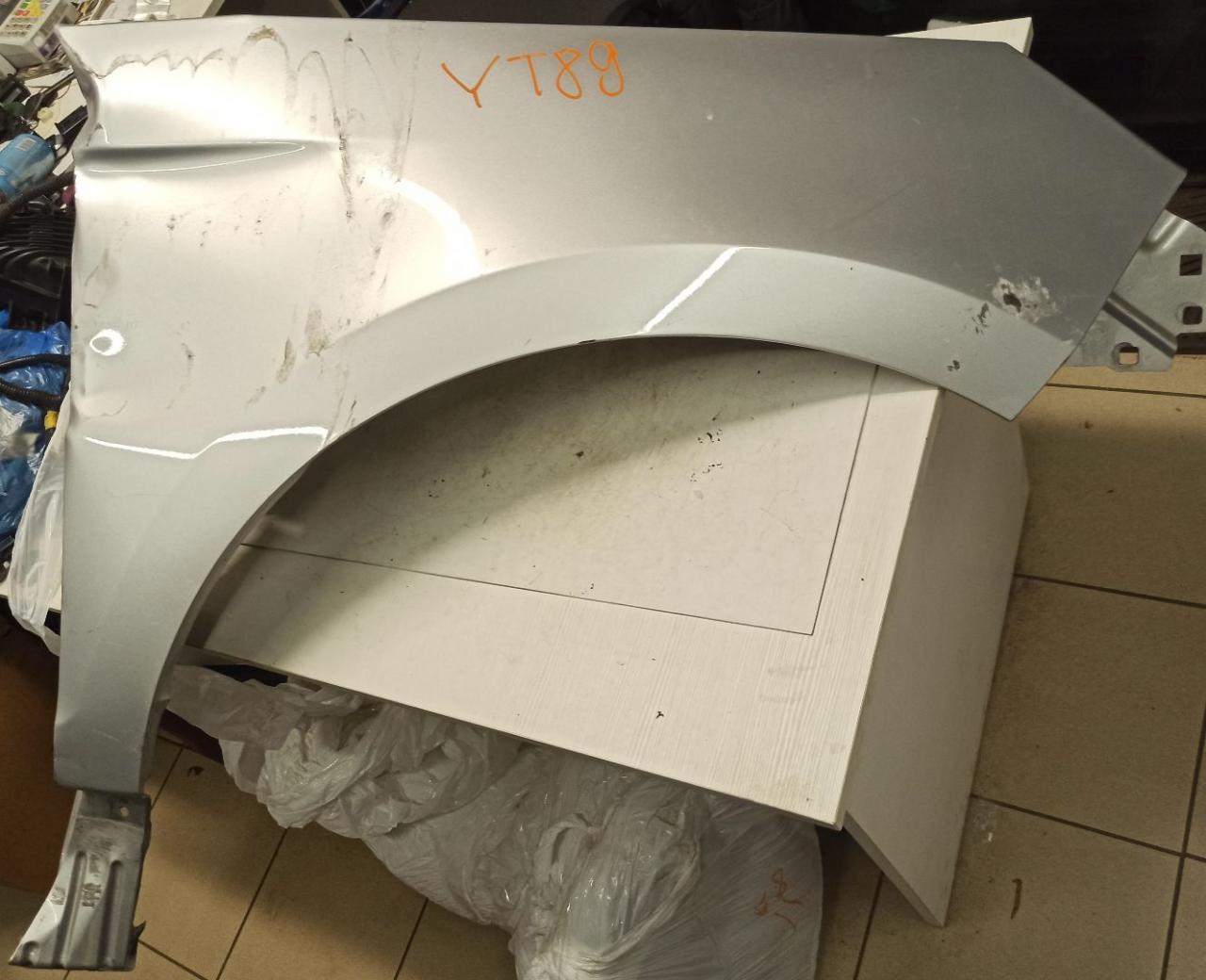крыло переднее правое Ford Edge 2 поколение CD539 2015, 2.0 л., бензин, АКПП, серебристый, внедорожник 5 дв. - фото №1