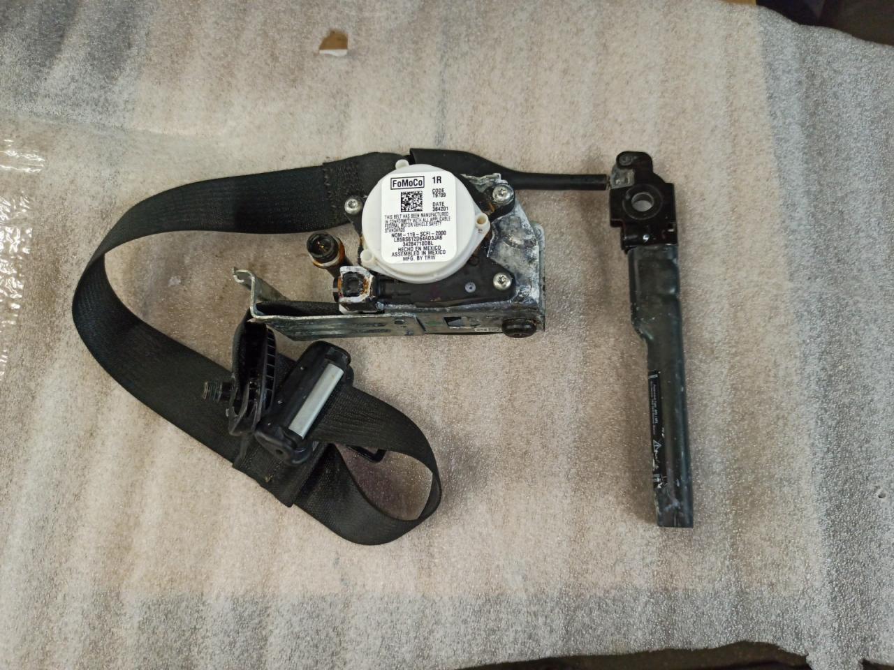 ремень безопасности Ford Explorer 6 поколение U625 2020, 2.3 л., бензин, АКПП, серебро, внедорожник 5 дв. - фото №1
