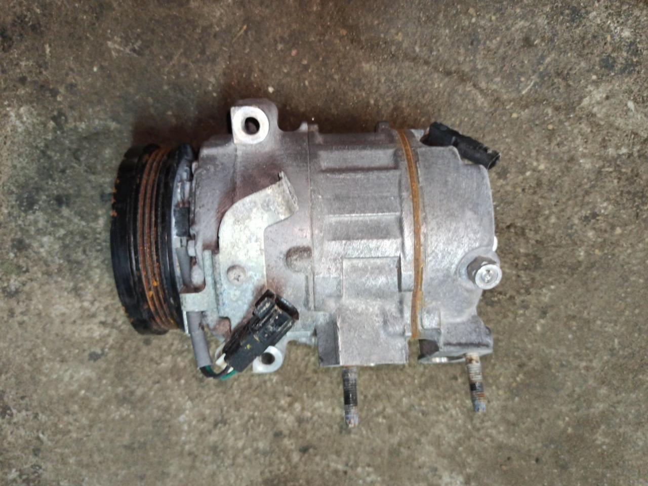 компрессор кондиционера Ford Explorer 6 поколение U625 2020, 2.3 л., бензин, АКПП, серебро, внедорожник 5 дв., LIMH-190629-AB - фото №1