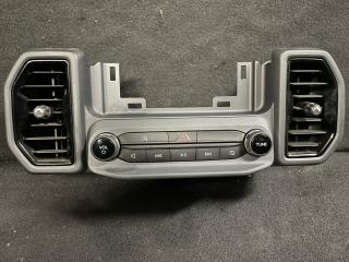 панель управления магнитолой Ford Bronco Sport 1 поколение 2021, 1.5 л., бензин, АКПП, темно синий, внедорожник 5 дв., M1PT-18K811-AD