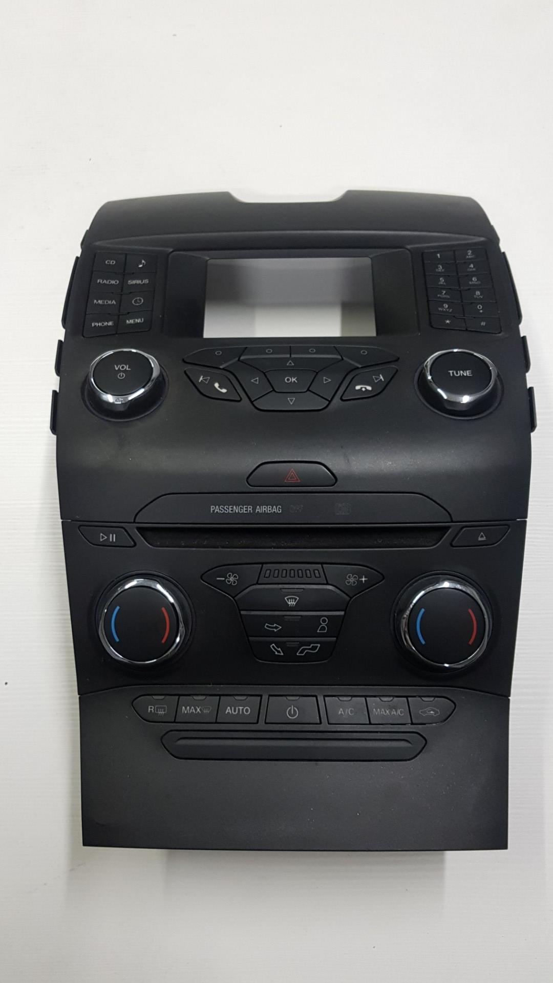 блок управления печки / климат-контроля Ford Edge 2 поколение CD539 2017, 2.0 л., бензин, АКПП, FT4T18E245AK - фото №1