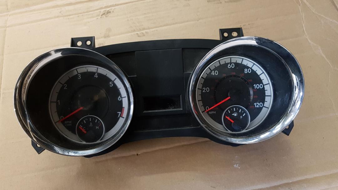 щиток приборов (приборная панель) Dodge Grand caravan 5 поколение 2013, 3.6 л., бензин, АКПП, минивэн, P05091633AA - фото №1