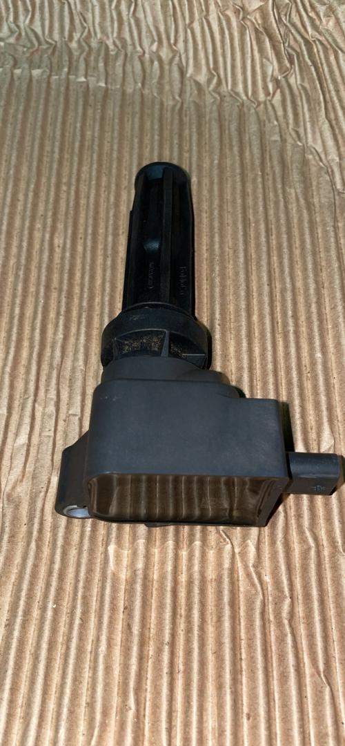 катушка зажигания Ford Explorer 6 поколение U625 2021, 2.3 л., бензин, АКПП, красный, внедорожник 5 дв., полный привод, JX6E-12A366-BA - фото №1