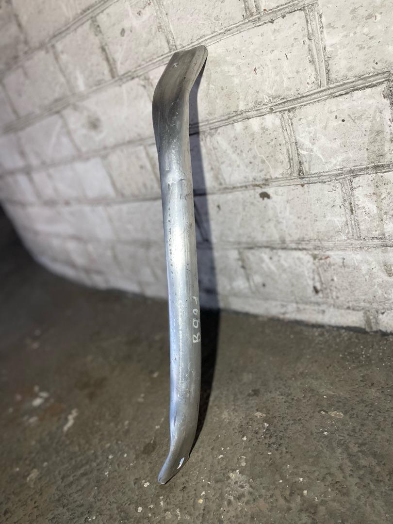 кронштейн (крепление) Ford Explorer 6 поколение U625 2021, 2.3 л., бензин, АКПП, красный, внедорожник 5 дв., полный привод, L1MB-3A201-AB - фото №1