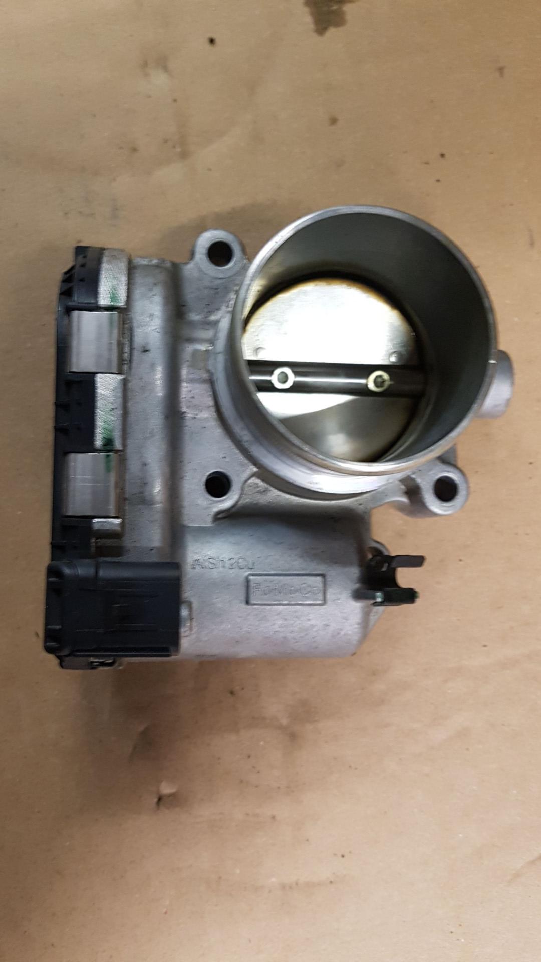 заслонка дроссельная Ford Edge 2 поколение CD539 2017, 2.0 л., бензин, АКПП, DS7E9F991BB, 0280750576 - фото №1