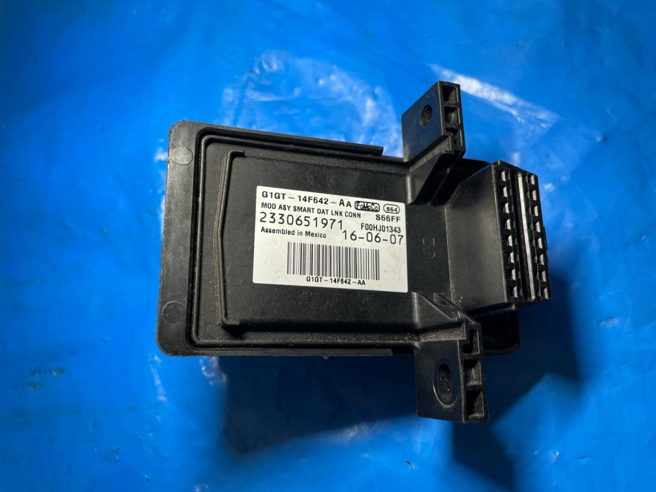 диагностический разъем Ford Edge 2 поколение CD539 2018, 2.0 л., бензин, G1GT-14F642-AA - фото №1