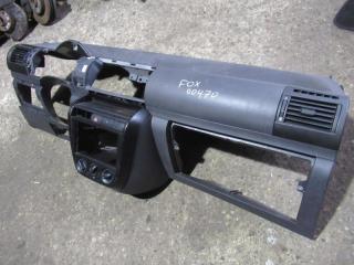 панель передняя салона (торпедо) Volkswagen Fox 2 поколение 5Z 2006, 1.2 л., i, бензин, МКПП, хетчбэк 5 дв.