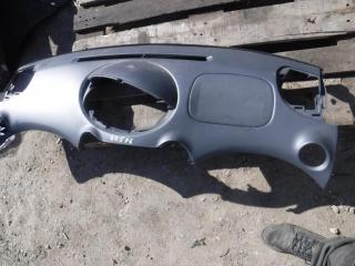 панель передняя салона (торпедо) Toyota Yaris P1 2000, 1.3 л., i, бензин, МКПП, хетчбэк 5 дв.