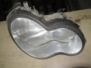 фара правая Mercedes-Benz C-Класс W203/S203/CL203 2003, 2.2 л., CDi, дизель, МКПП, универсал