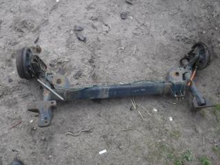 балка подвески задняя Renault Clio 2 поколение 2001, 1.2 л., бензин