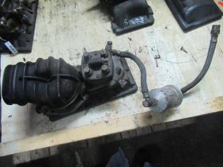 распределитель впрыска (инжектор) Audi 80 B3 1987, 1.8 л., i, бензин, 0438100005