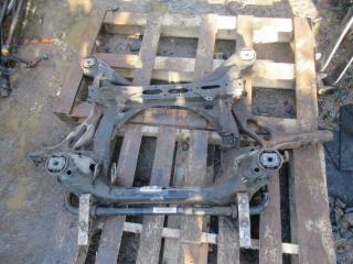 балка подвески передняя (подрамник) Volkswagen Touareg 1 поколение 2005, 3.0 л., TDi, дизель, МКПП, внедорожник 5 дв.