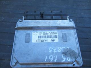 блок управления двигателем Volkswagen Passat B5 1998, 3B0906018L