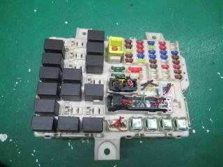 блок предохранителей Mitsubishi Colt 6 поколение (Z20/Z30) 2005, 1.3 л., i, бензин, МКПП, хетчбэк 5 дв.