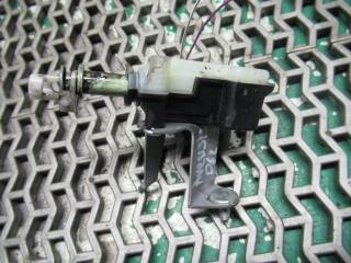 активатор (привод) замка двери Toyota Avensis 2 поколение (T250) 2006, 2.2 л., дизель, МКПП, универсал, 7703005011