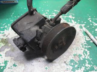 насос гидроусилителя руля Mercedes-Benz Vito W638 2002, 2.2 л., CDi, дизель