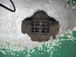 суппорт задний левый Volvo V70 1 поколение 1999, 2.5 л., TDi, дизель, МКПП, универсал