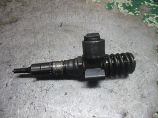 форсунка Volkswagen Golf 4 поколение 2004, 03G130073B