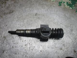 форсунка Volkswagen Golf 4 поколение 2004, 036130073B