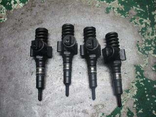 форсунка Volkswagen Golf 4 поколение 2004, 036130073B