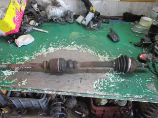 полуось передняя правая (приводной вал, ШРУС) Peugeot 307 1 поколение 2005, 1.6 л., бензин, МКПП, универсал
