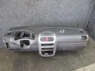 панель передняя салона (торпедо) Opel Corsa C 2003, 1.0 л., бензин, МКПП, хетчбэк 5 дв.