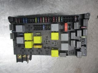 блок предохранителей Mercedes-Benz M-Класс W163 [рестайлинг] 2003, 2.7 л., дизель, АКПП, внедорожник 5 дв., 16354516