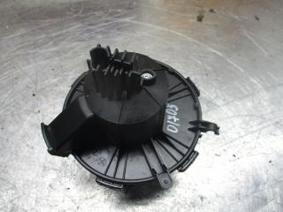 моторчик печки Opel Zafira 2 поколение (B) 2005, 2.2 л., бензин, МКПП, минивэн