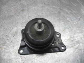 подушка крепления двигателя Volkswagen Polo 5 поколение 2012, 1.2 л., дизель, МКПП, хетчбэк 5 дв., 6R0199167R