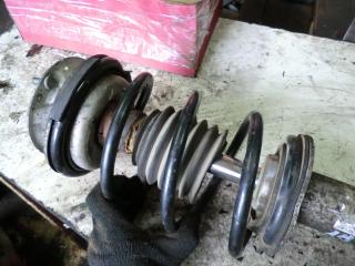 стойка передняя левая BMW 5 серия E60/E61 2006, 2.0 л., дизель, МКПП, универсал