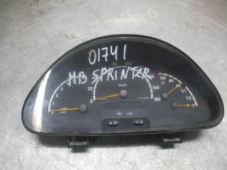 щиток приборов (приборная панель) Mercedes-Benz Sprinter 1 поколение (W901-905) [рестайлинг] 2002, 2.2 л., дизель, МКПП, микроавтобус, A0014460721