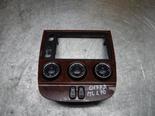 блок управления печки / климат-контроля Mercedes-Benz M-Класс W163 [рестайлинг] 2003, 2.7 л., дизель, АКПП, внедорожник 5 дв., A1638205589