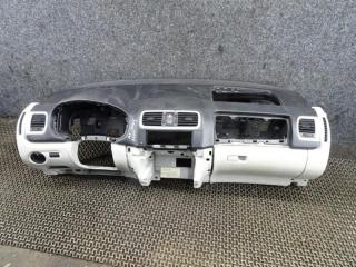 панель передняя салона (торпедо) Skoda Fabia 2 поколение (5J) 2009, 1.4 л., бензин, МКПП, хетчбэк 5 дв.